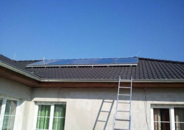 Systém solárního přitápění rodinný dům Hazlov