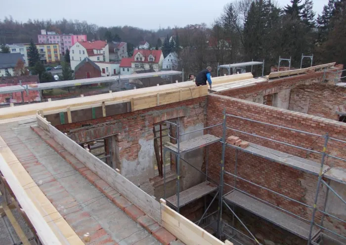 Veřejná zakázka zámek v Hazlově